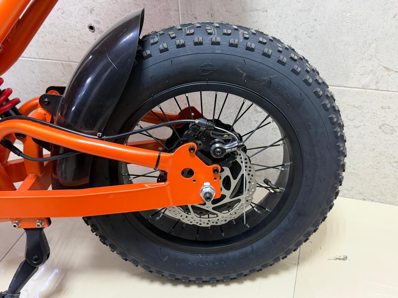 Kuguu M67 Sports Electric Scooter 2500W Motor